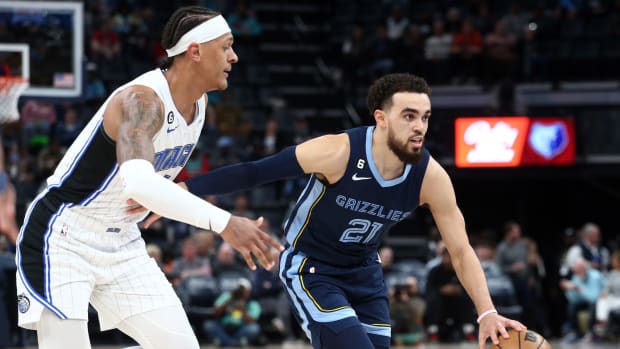 Tyus Jones Paolo Banchero